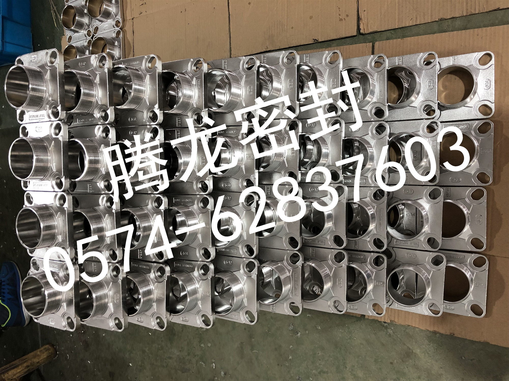 腾龙密封优质不锈钢四方座1000个出运信息